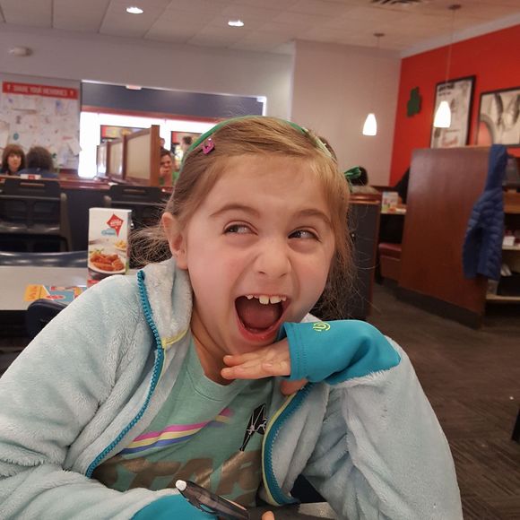 Meet your Posher, Kimberly - Picture 1 of 1